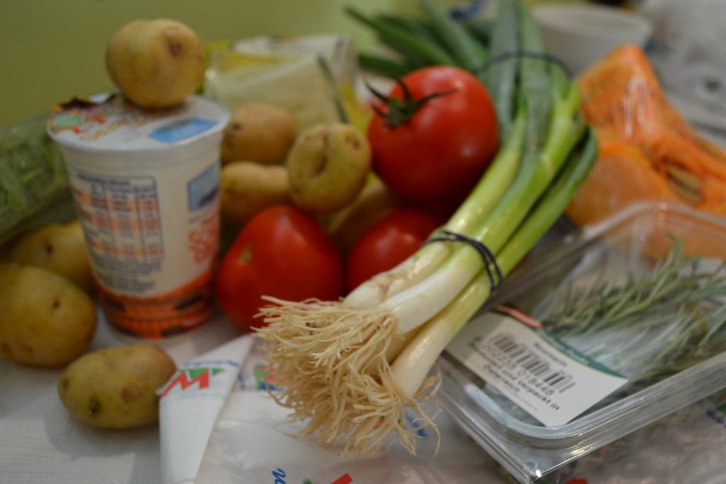 Zitronen-Tomaten-Huhn aus dem&nbsp;Ofen.