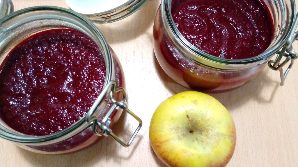 Äpfeln, Birnen, rote Beete und einem Fleckerlteppich im Gesicht: Rezepte #cleanfood fürs&nbsp;Büro