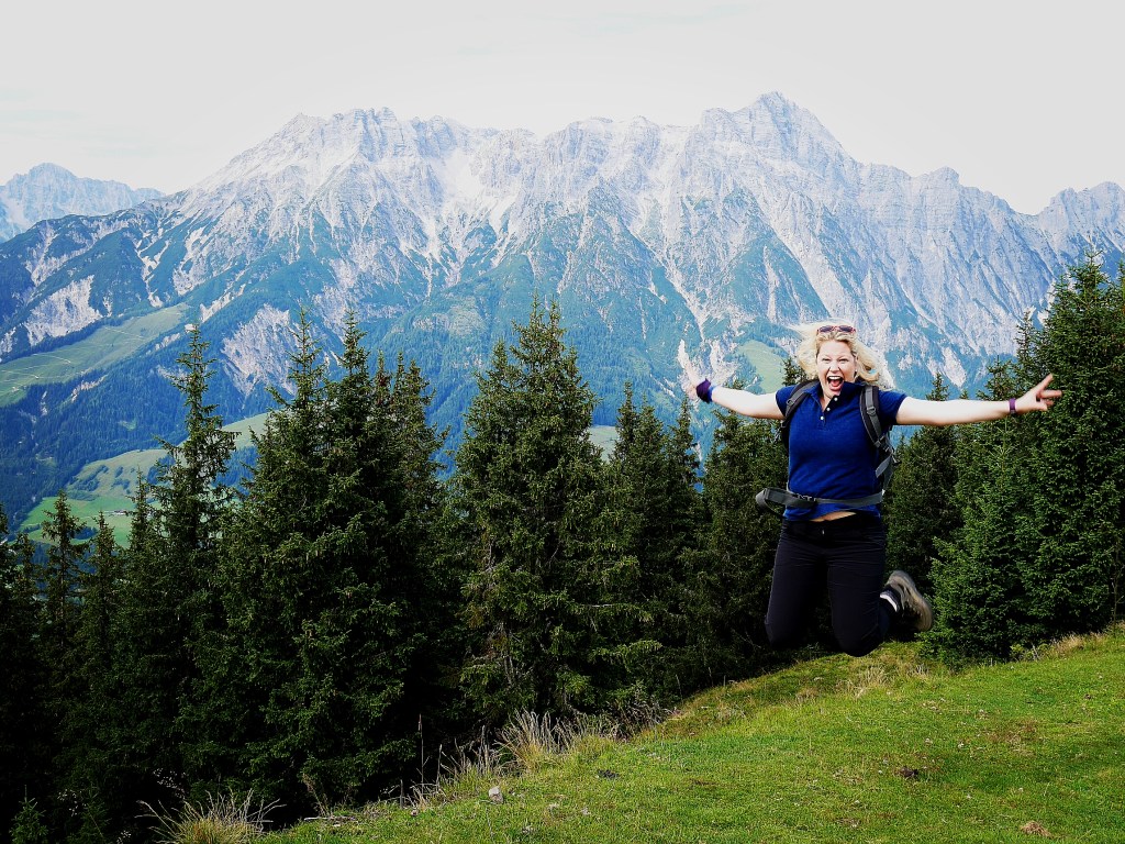 Als ich Ursl von Sinnlehen aus Leogang mit den schönsten Kuhaugen traf //&nbsp;Bloggerreise