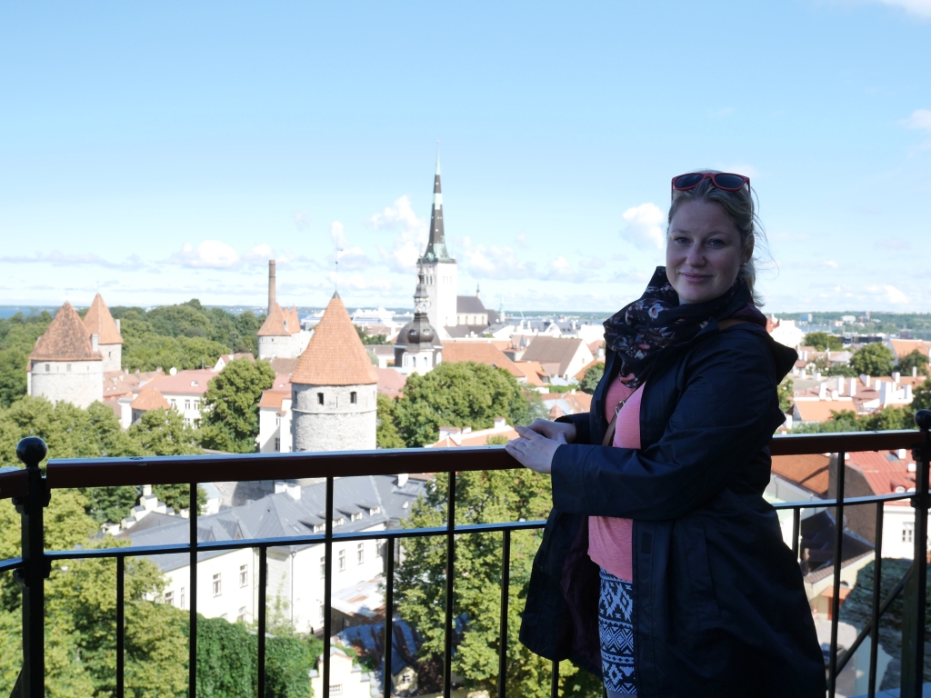 Bildcredits: Dorisworld.at | Blick von der Burg und ich in Tallinn, Estland